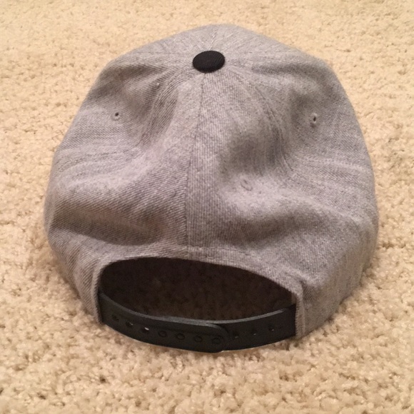 ULTRA RARE OBEY SnapBack - Picture 2 of 4